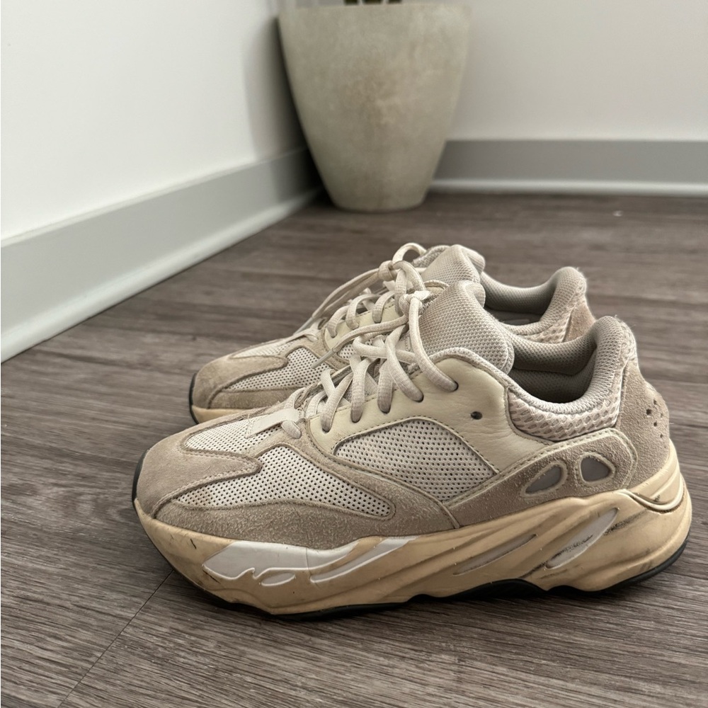 Yeezys - Picture 3 of 4